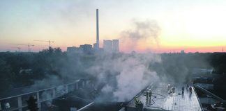 Großbrand in Lagerhalle