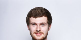 Tobias Schmitz bleibt mit Förderlizenz beim Herner EV