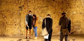 Kuratorenführung durch die Ausstellung