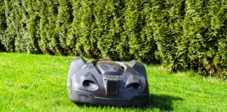 Stadtgrün informiert: Mähroboter nicht ungefährlich