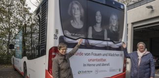 Bus-Aktion für die Würde von Frauen und Mädchen