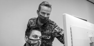 Herner Soldat hilft im Gesundheitsamt