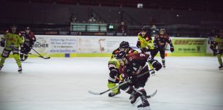 Eishockey: Sieg und Niederlage für den HEV