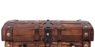 Grundschüler erhalten wieder Schatzkisten