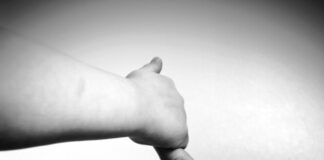 Kinder und Jugendliche packen mit an