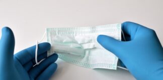 Masken gehören nicht in die Papiertonne