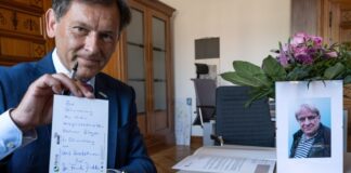 Ehrennadel für Gerd Biedermann