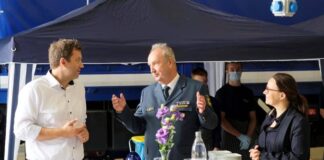 Wanne-Eickel: Müntefering und Klingbeil – Dank an den Katastrophenschutz