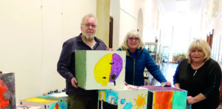 „RuhrKunstUrban“: Ergebnisse des Kunstprojektes an der Sonnenschule jetzt im Rathaus zu sehen!