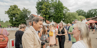 Cranger Kirmes 2022: Mongolische Musik auf dem Pferdemarkt