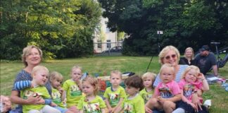 Herne: Waldwichtel-Kids feierten die „Raupe Nimmersatt“