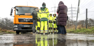 Azubis der Stadt Herne retten Kröten