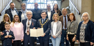 Verdienstkreuz für Burkhard Ladewig