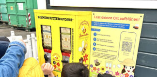 Darauf fliegen Maja und Willi: Bienenfutterautomat auf dem Wertstoffhof Foto: Entsorgung Herne