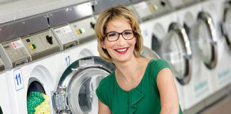 WDR-Moderatorin Yvonne Willicks mit Gastrolle im „Mondpalast“