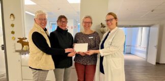 Reiterhof Hubbert sammelt 700 Euro für Palliativstation im EvK Herne